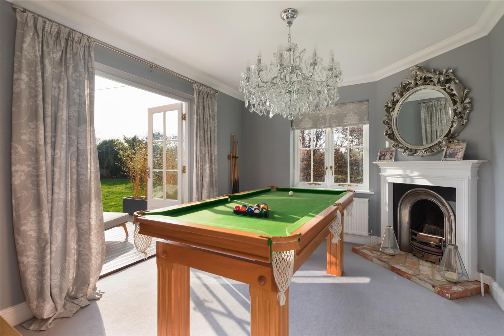 7 Bed, 4 Bath Property For Sale in The Leas, Chestfield, CT5 3LB